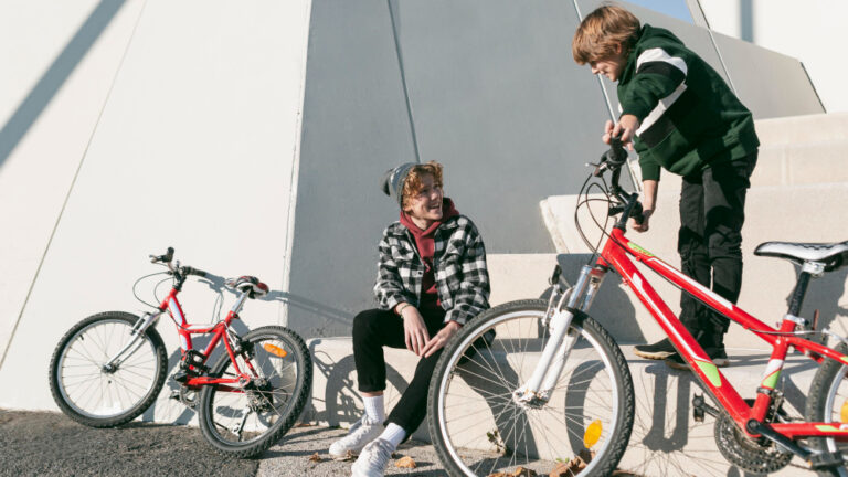 26 colių vaikiški dviračiai: paskutinis žingsnis prieš suaugusiųjų modelius